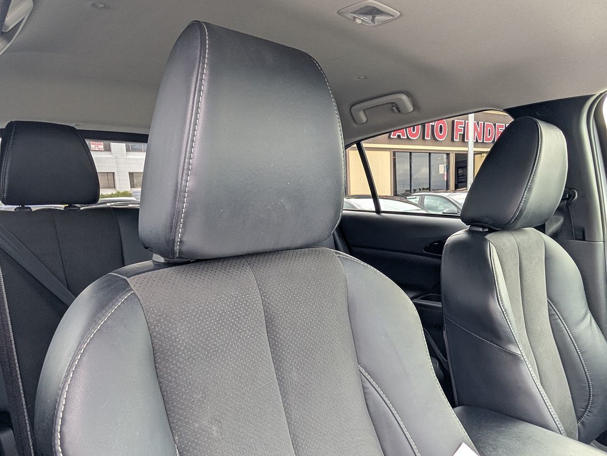 2023 Mitsubishi Eclipse Cross SE photo 15