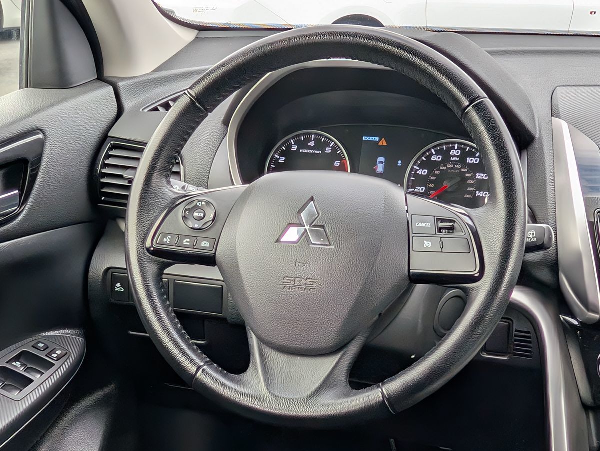 2023 Mitsubishi Eclipse Cross SE photo 23