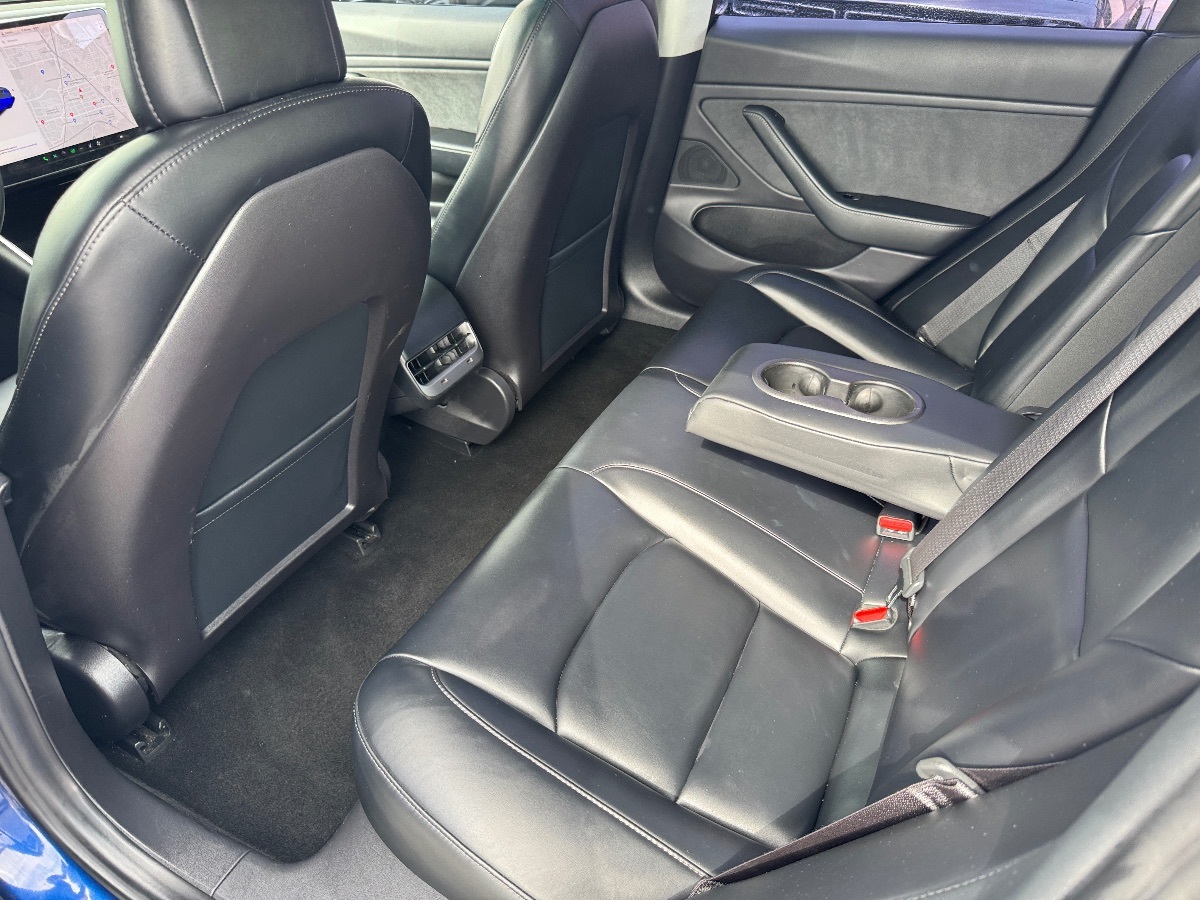 2019 Tesla Model 3 Mid Range photo 19