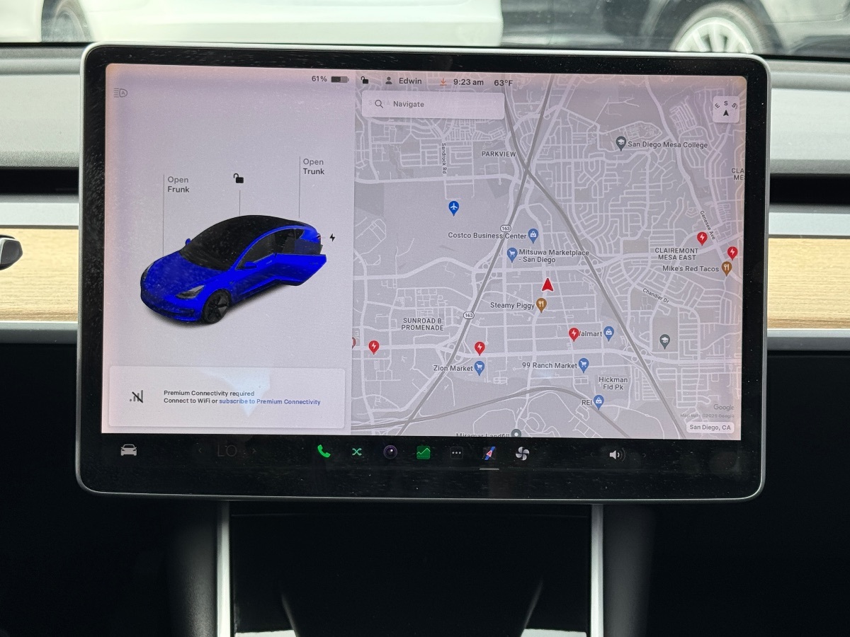 2019 Tesla Model 3 Mid Range photo 22