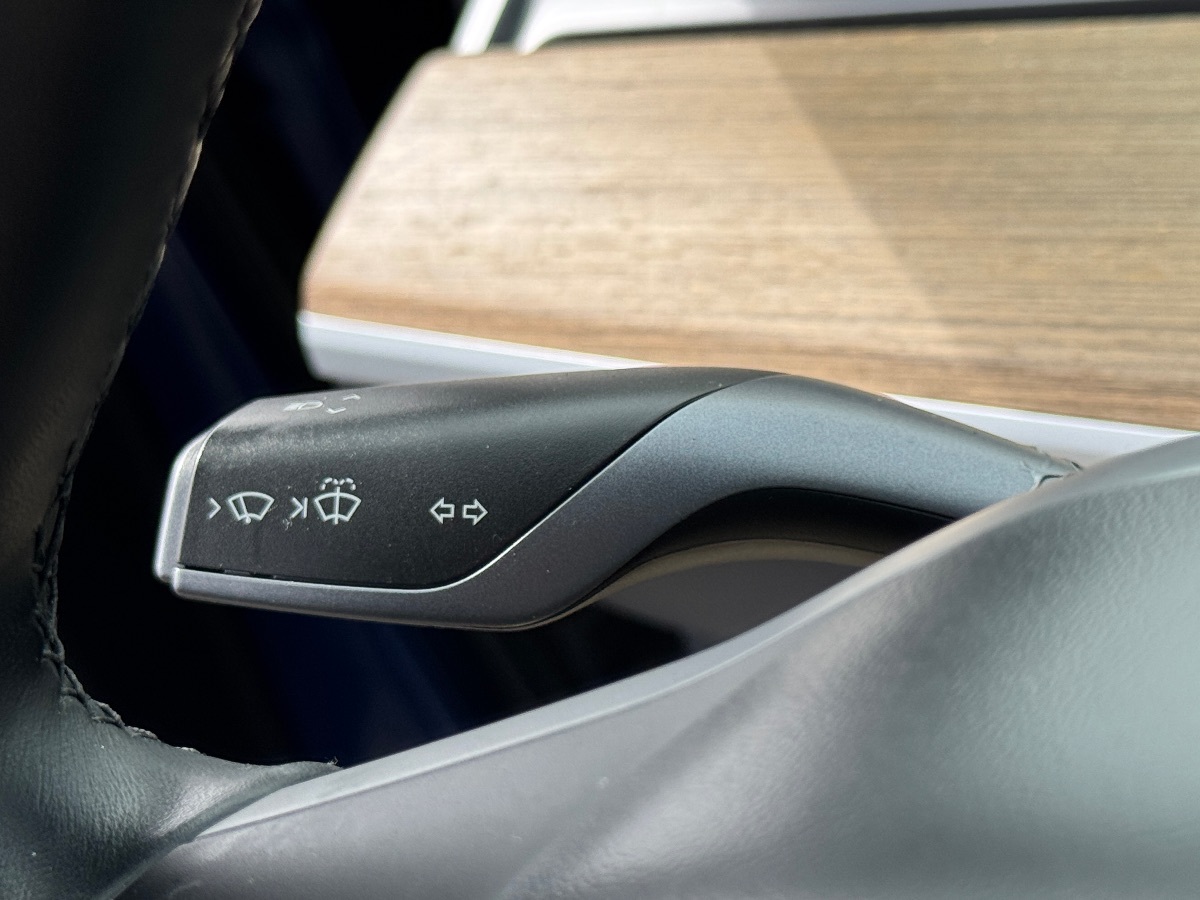 2019 Tesla Model 3 Mid Range photo 27