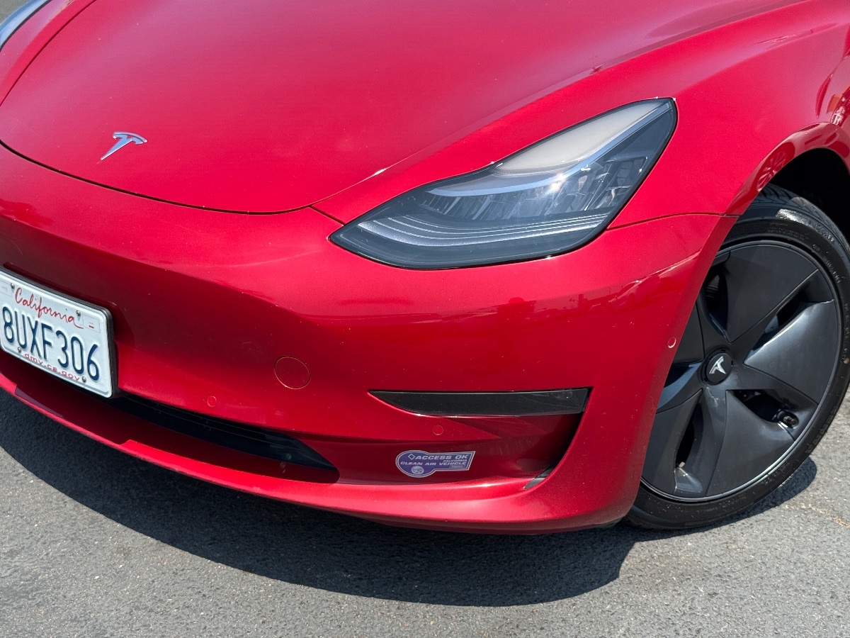 2018 Tesla Model 3 Long Range photo 3