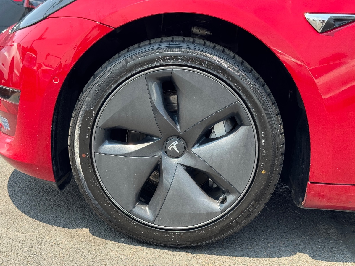2018 Tesla Model 3 Long Range photo 6