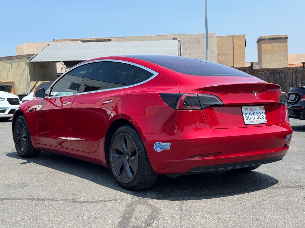 2018 Tesla Model 3 Long Range photo 10