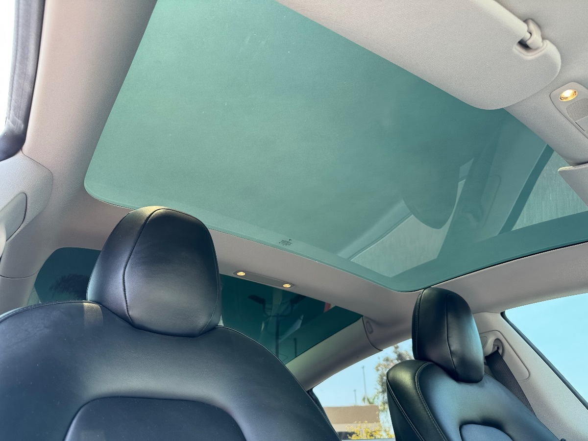 2018 Tesla Model 3 Long Range photo 13