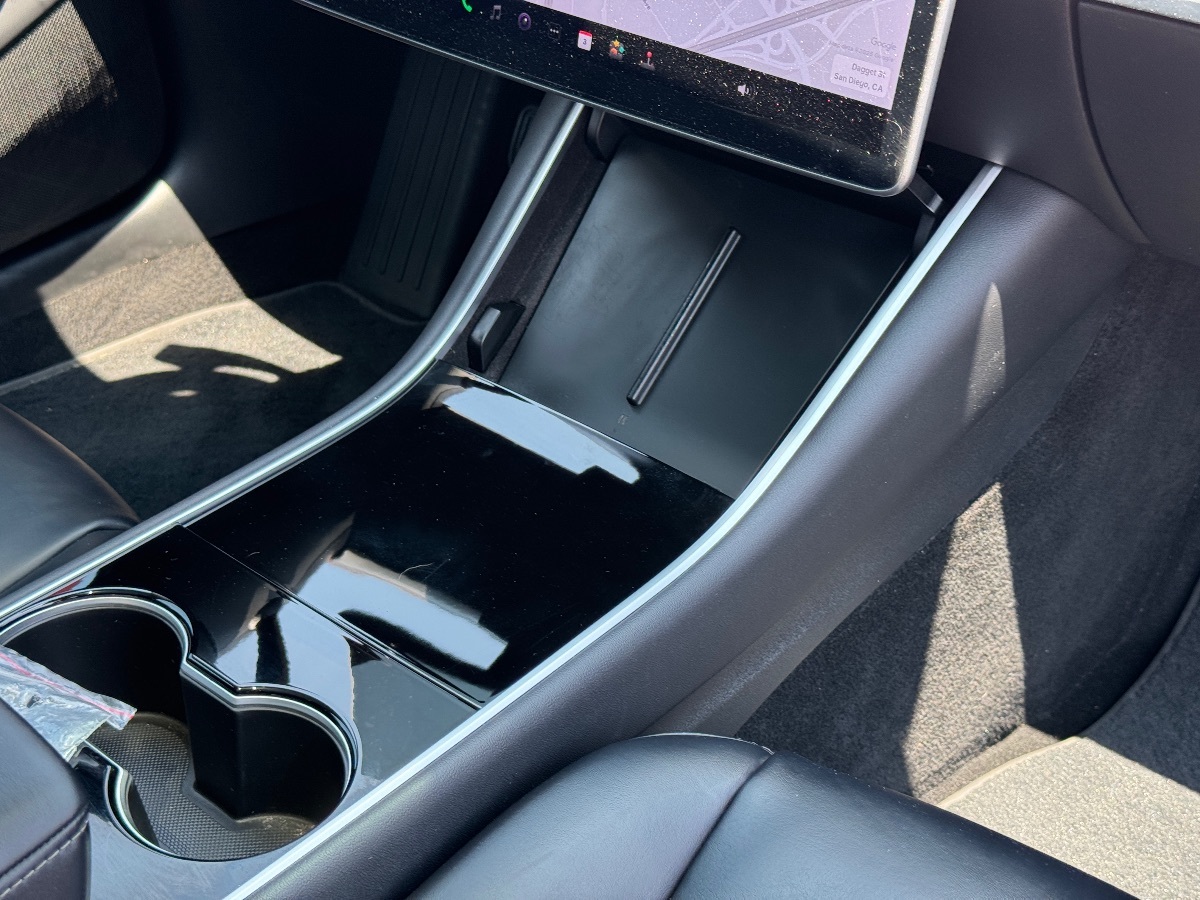 2018 Tesla Model 3 Long Range photo 15