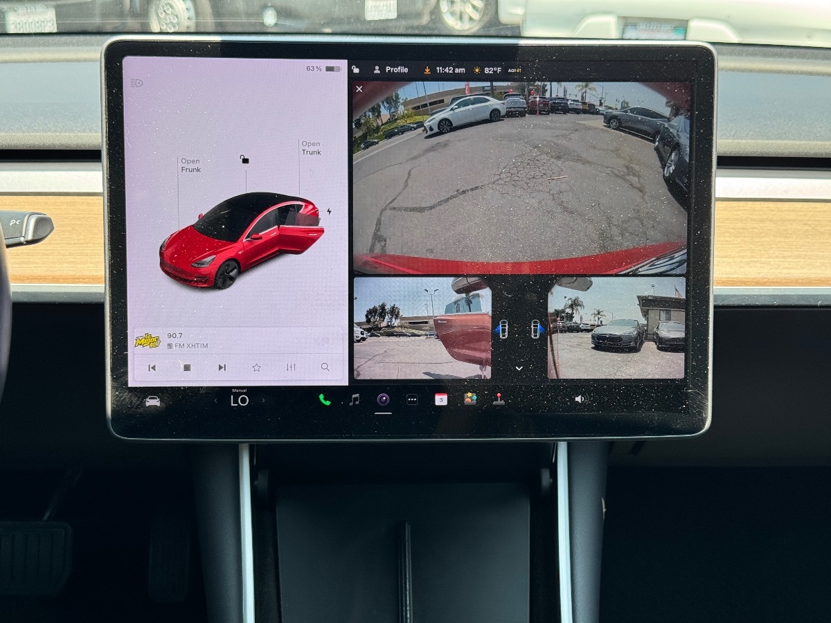 2018 Tesla Model 3 Long Range photo 23