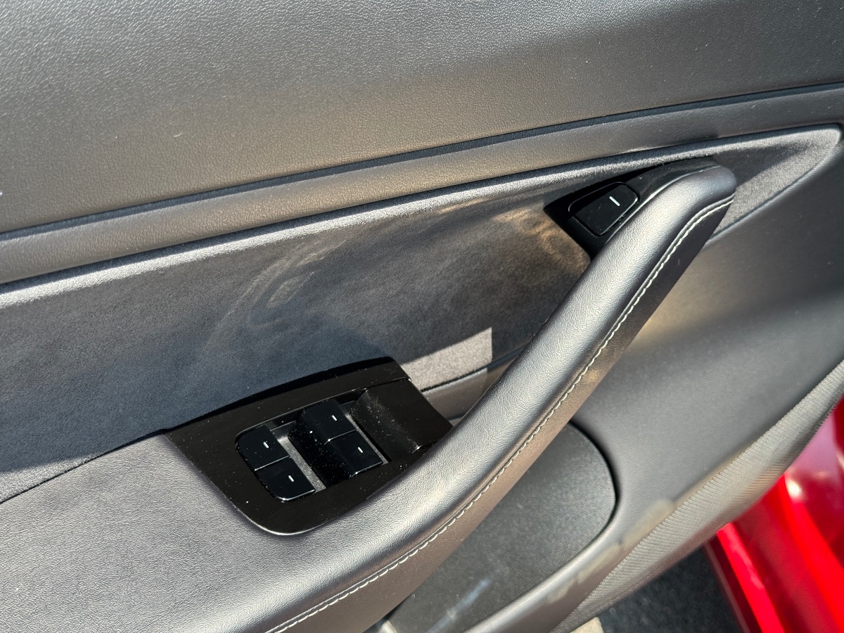 2018 Tesla Model 3 Long Range photo 27