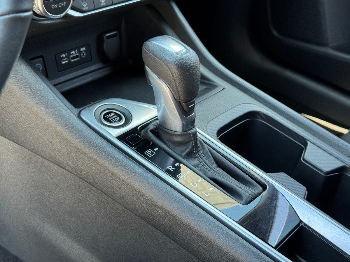 2024 Nissan Sentra SV photo 28
