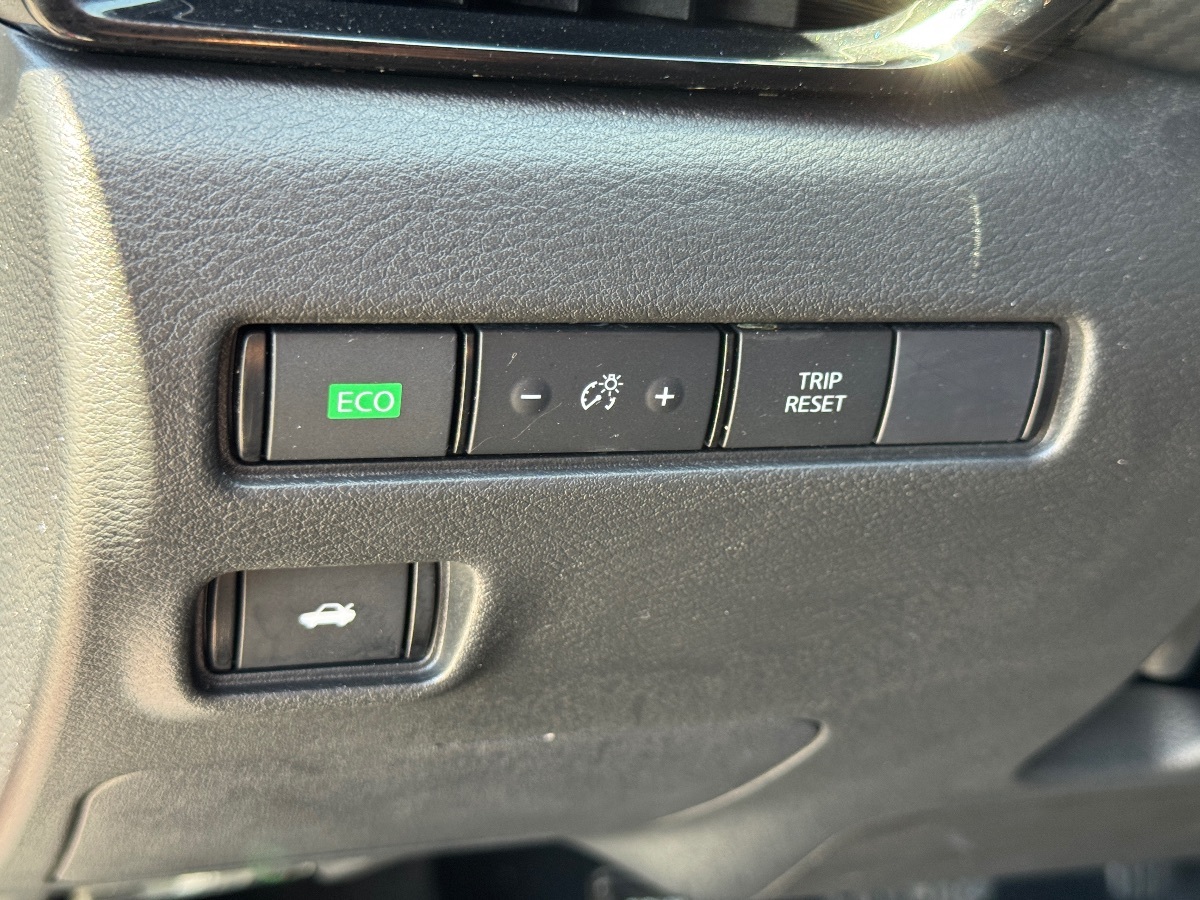 2024 Nissan Sentra SV photo 29