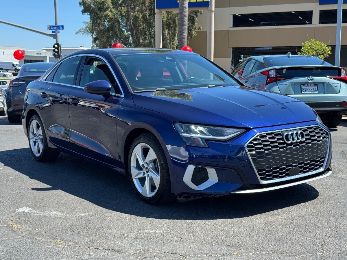 2022 Audi A3 Premium 40 TFSI photo 2