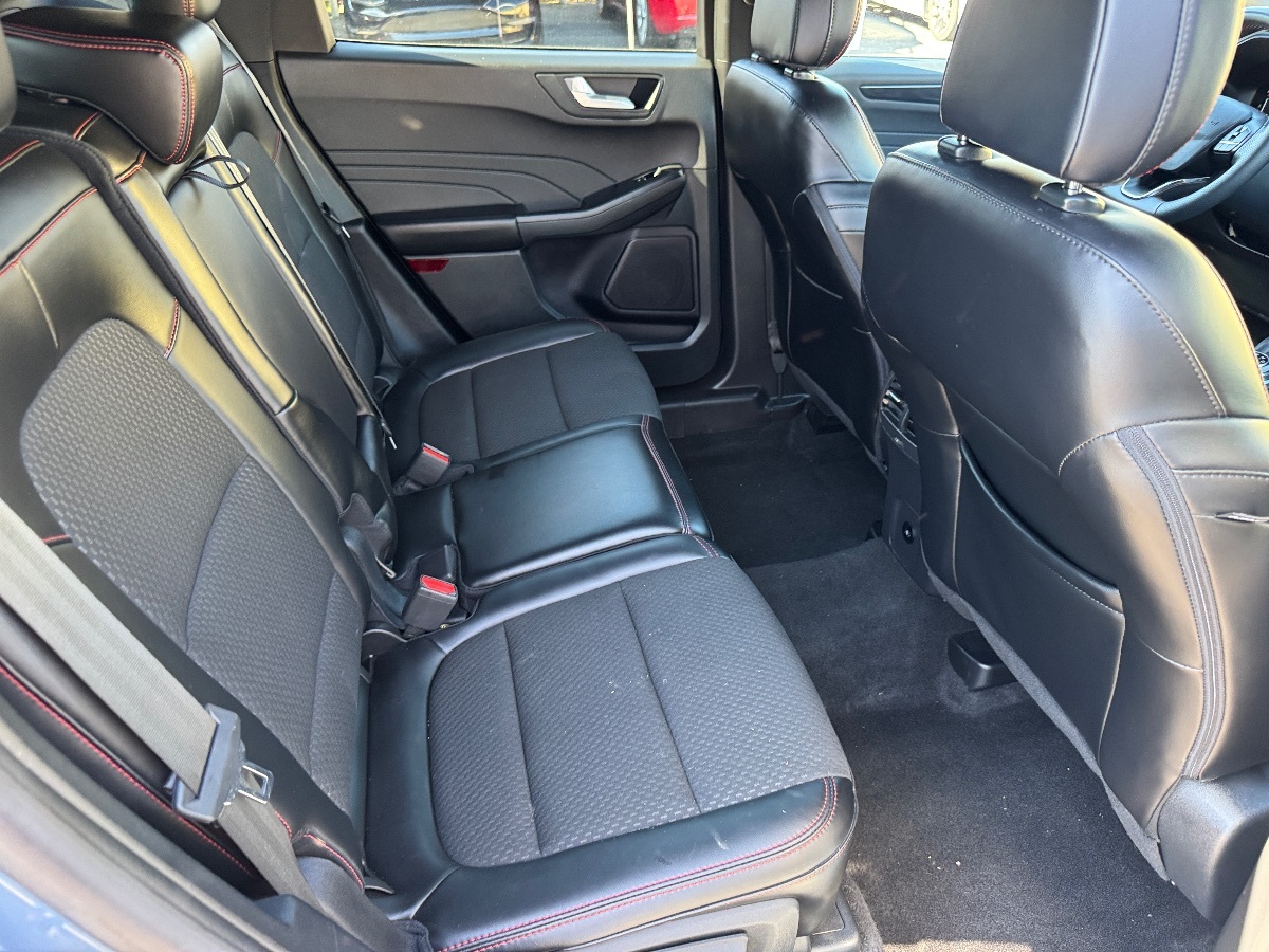 2024 Ford Escape ST-Line photo 11