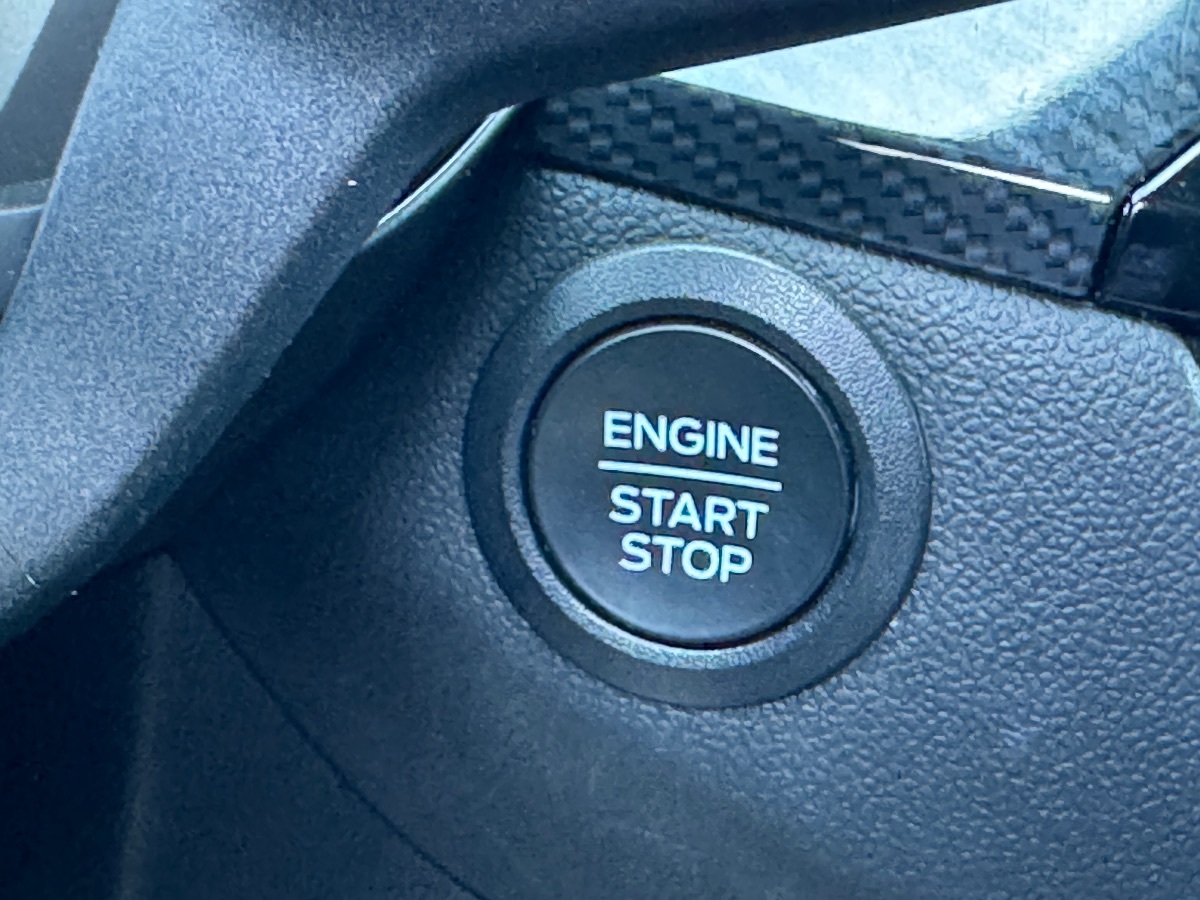 2024 Ford Escape ST-Line photo 23