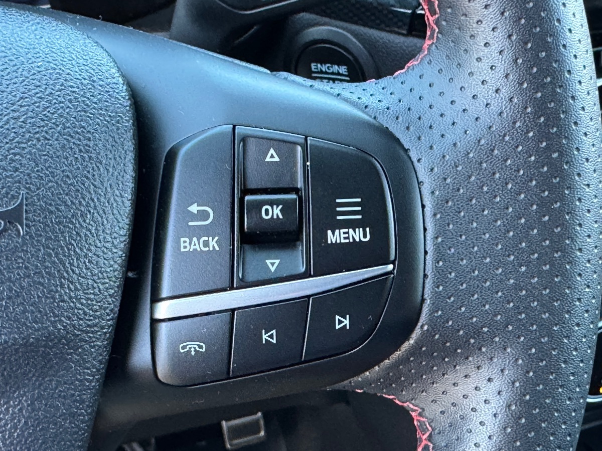2024 Ford Escape ST-Line photo 24