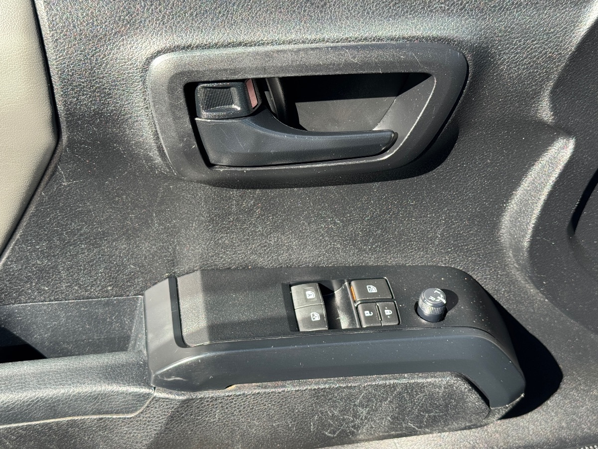 2021 Toyota Tacoma SR Access Cab photo 22