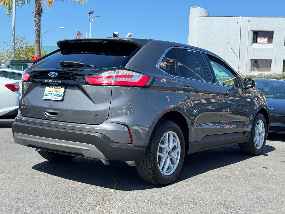 2024 Ford Edge SEL photo 11