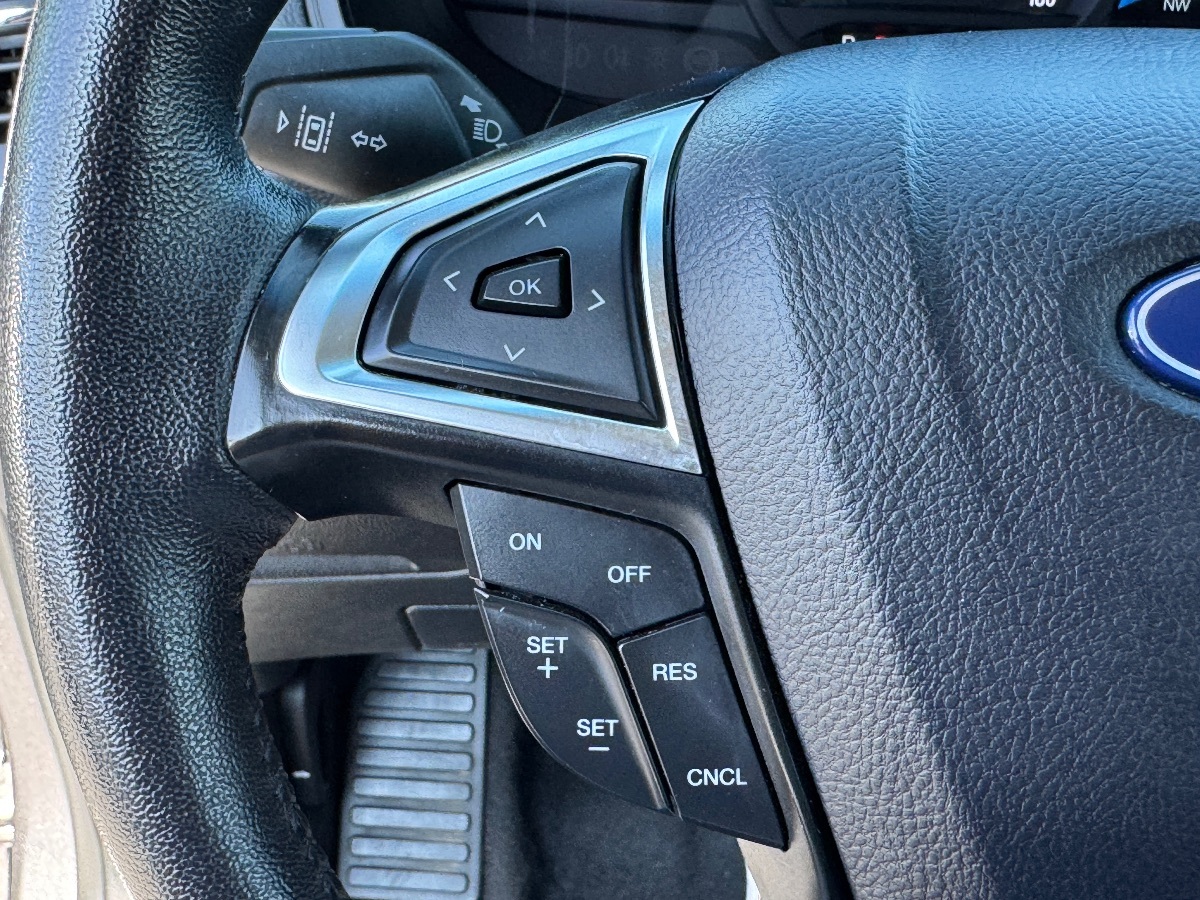 2024 Ford Edge SEL photo 31