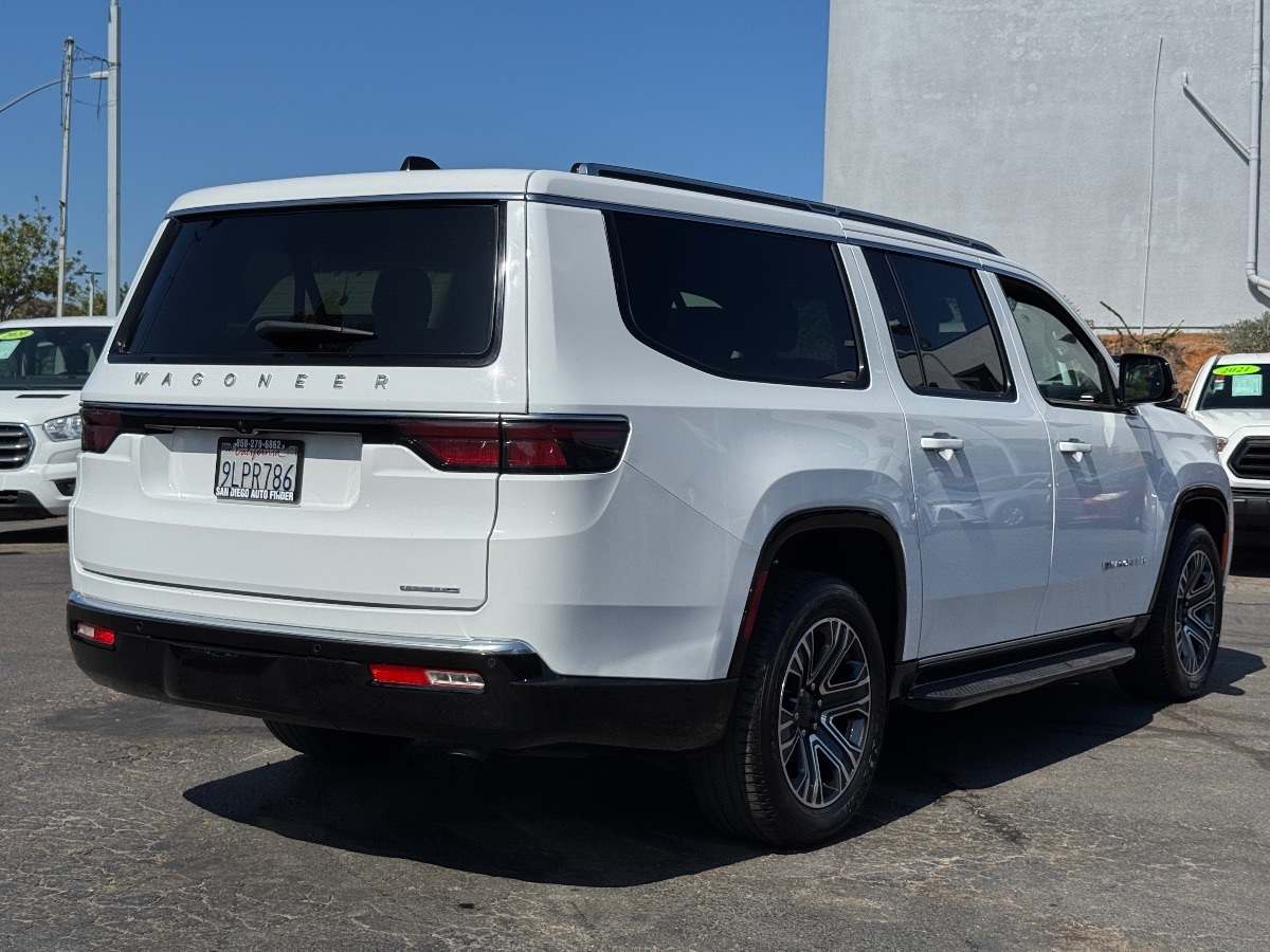 2024 Jeep Wagoneer L Series II photo 14