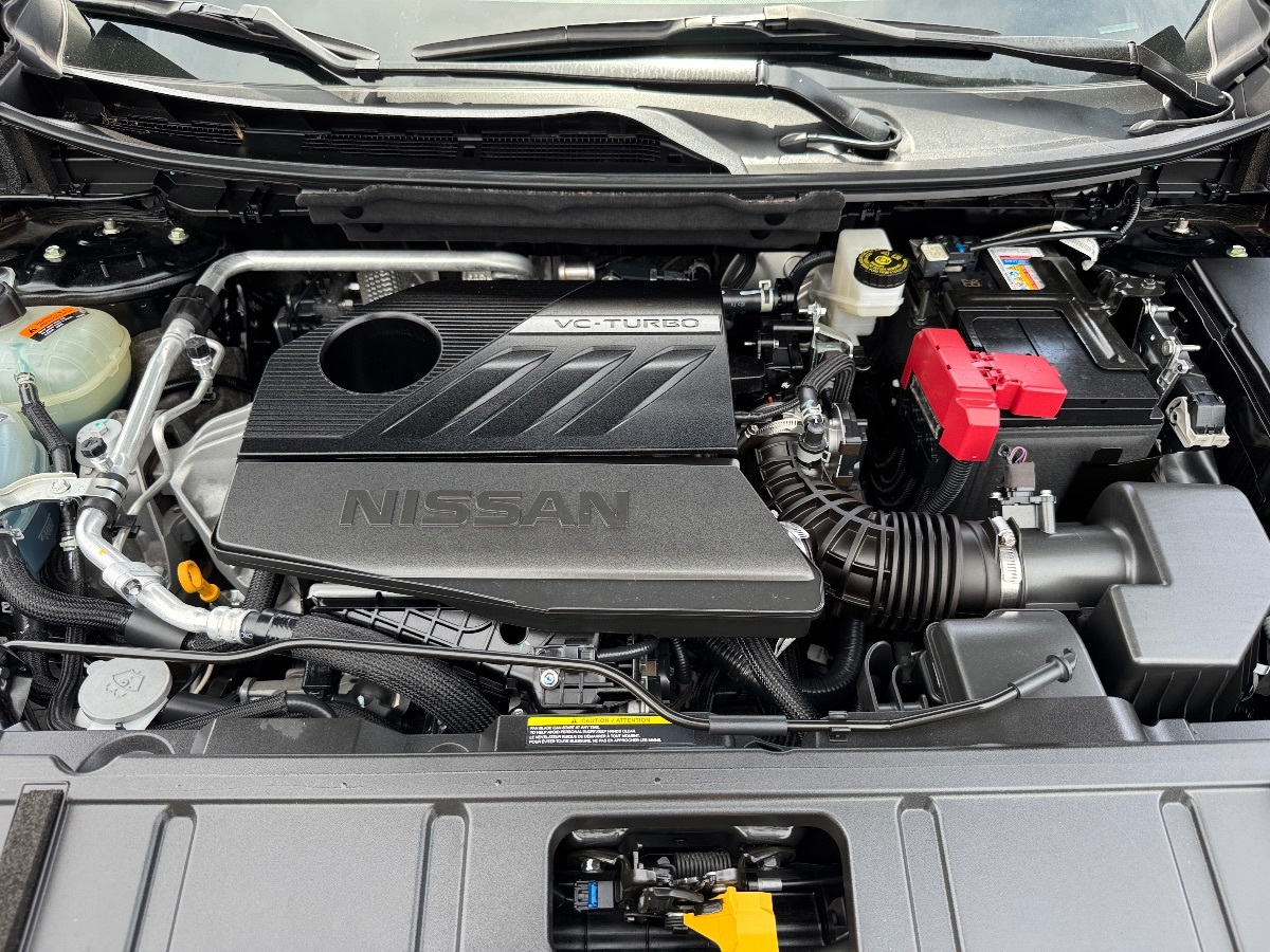 2023 Nissan Rogue SV photo 5