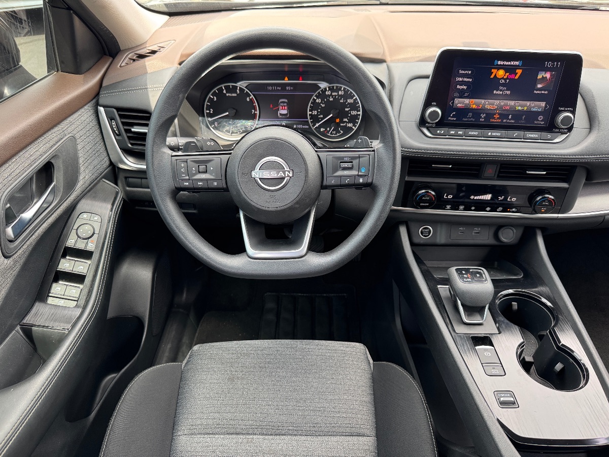 2023 Nissan Rogue SV photo 19