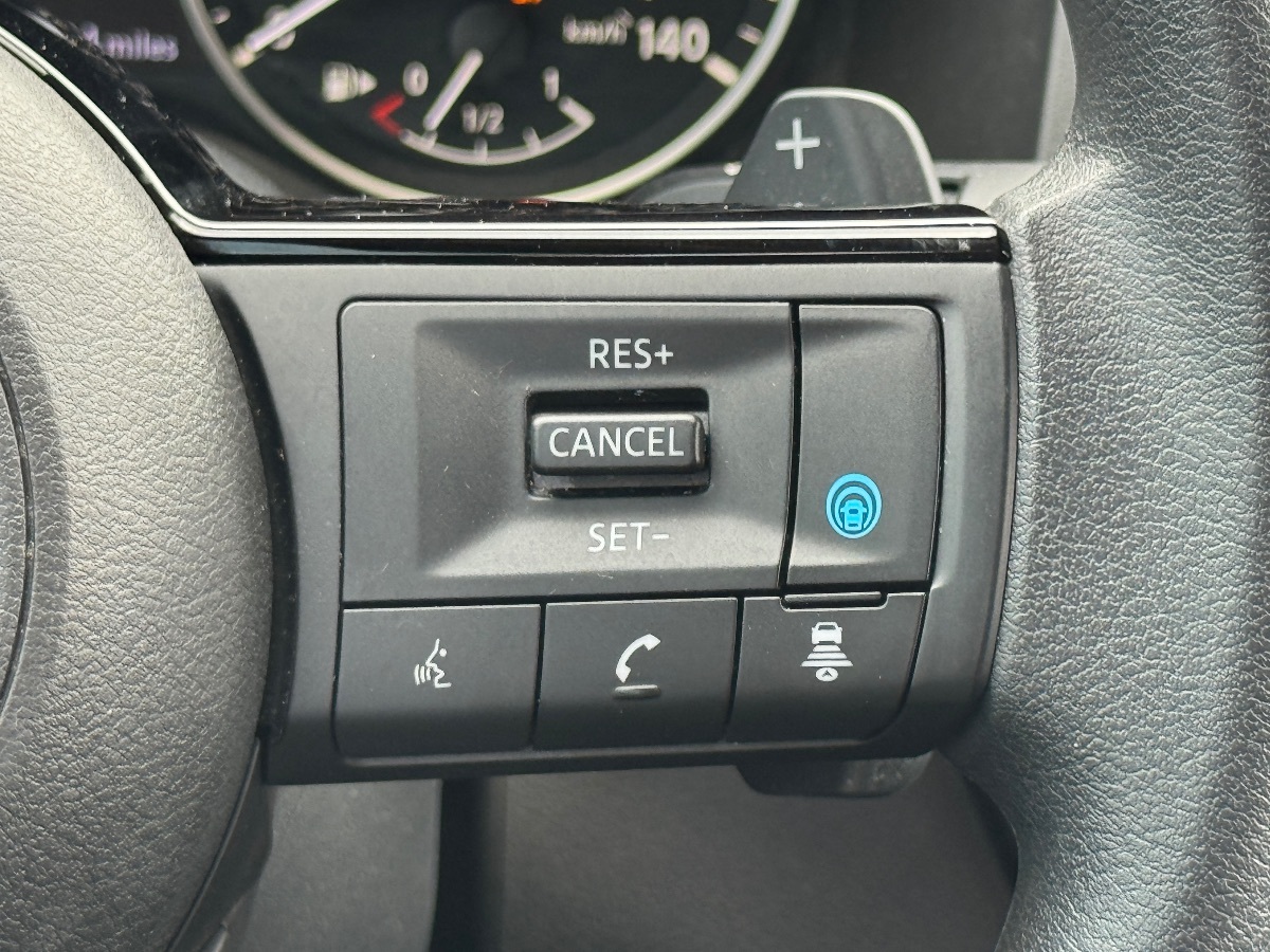 2023 Nissan Rogue SV photo 21