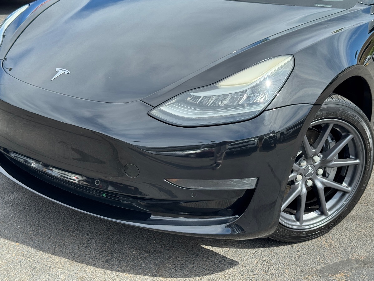 2018 Tesla Model 3 Long Range photo 2
