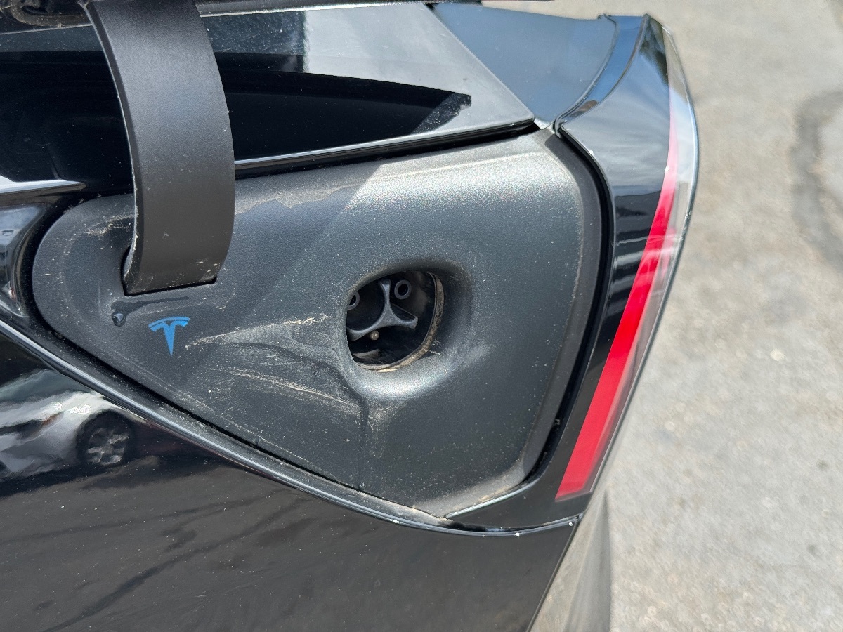 2018 Tesla Model 3 Long Range photo 9