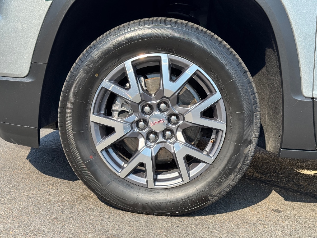 2023 Gmc Acadia SLT photo 5