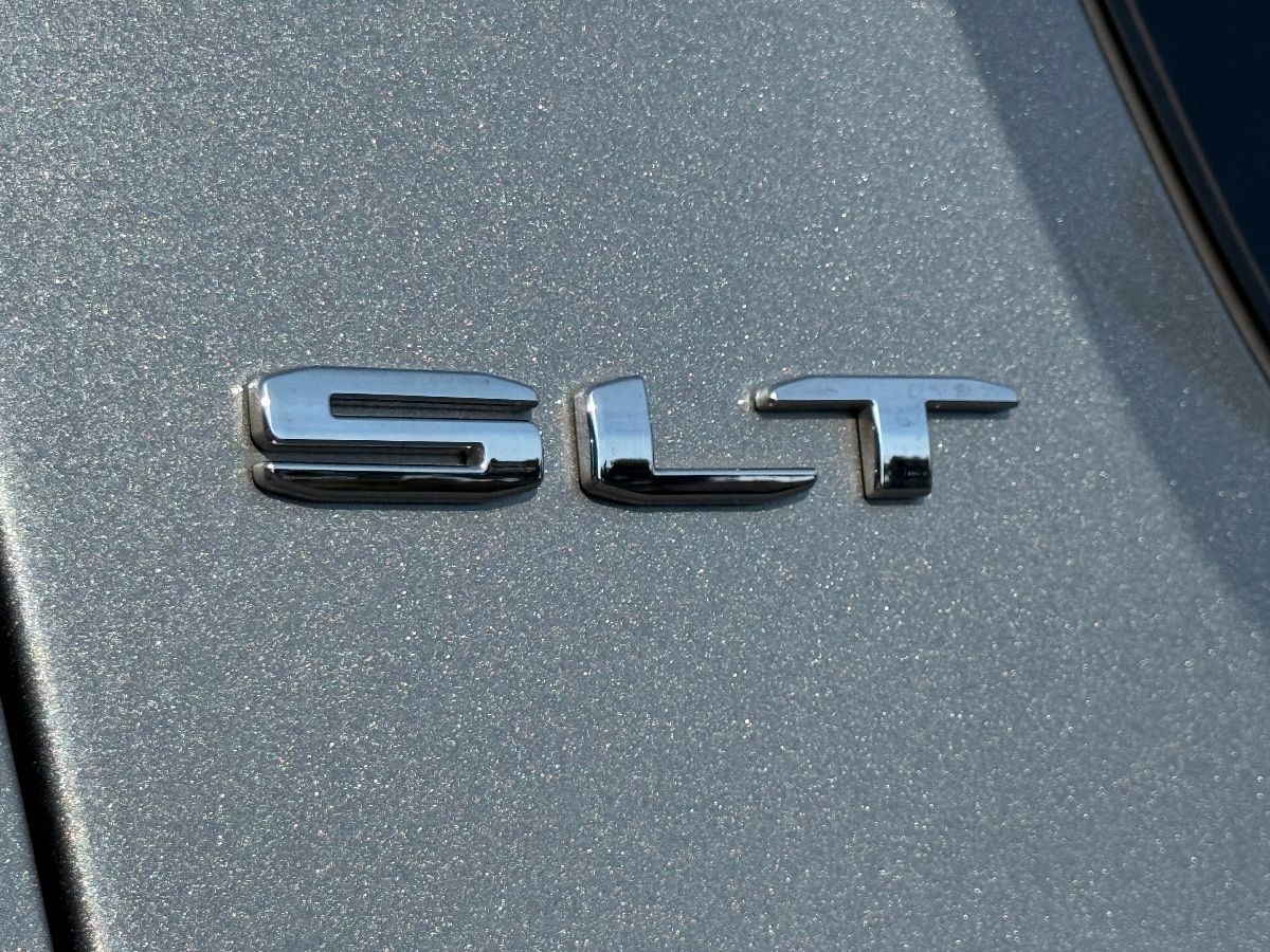 2023 Gmc Acadia SLT photo 7