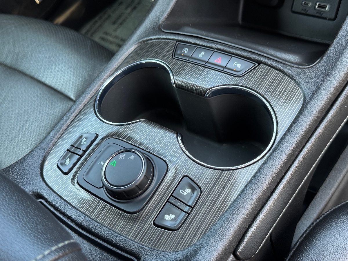 2023 Gmc Acadia SLT photo 14