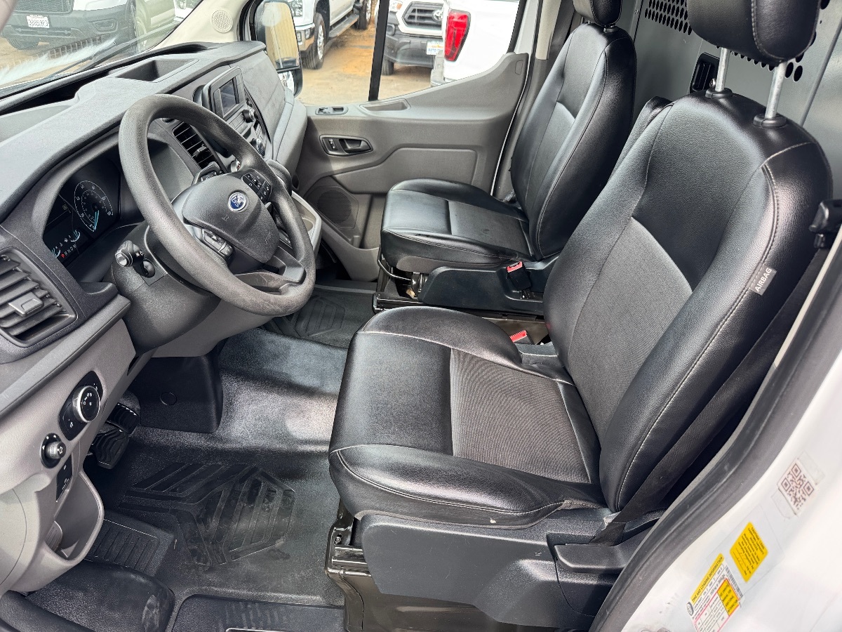 2021 Ford Transit Cargo Van photo 20