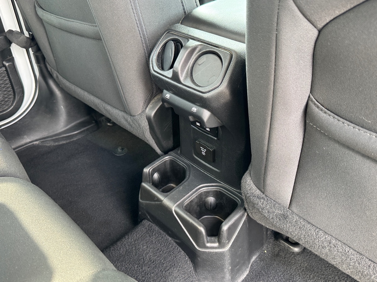 2023 Jeep Gladiator Overland photo 17