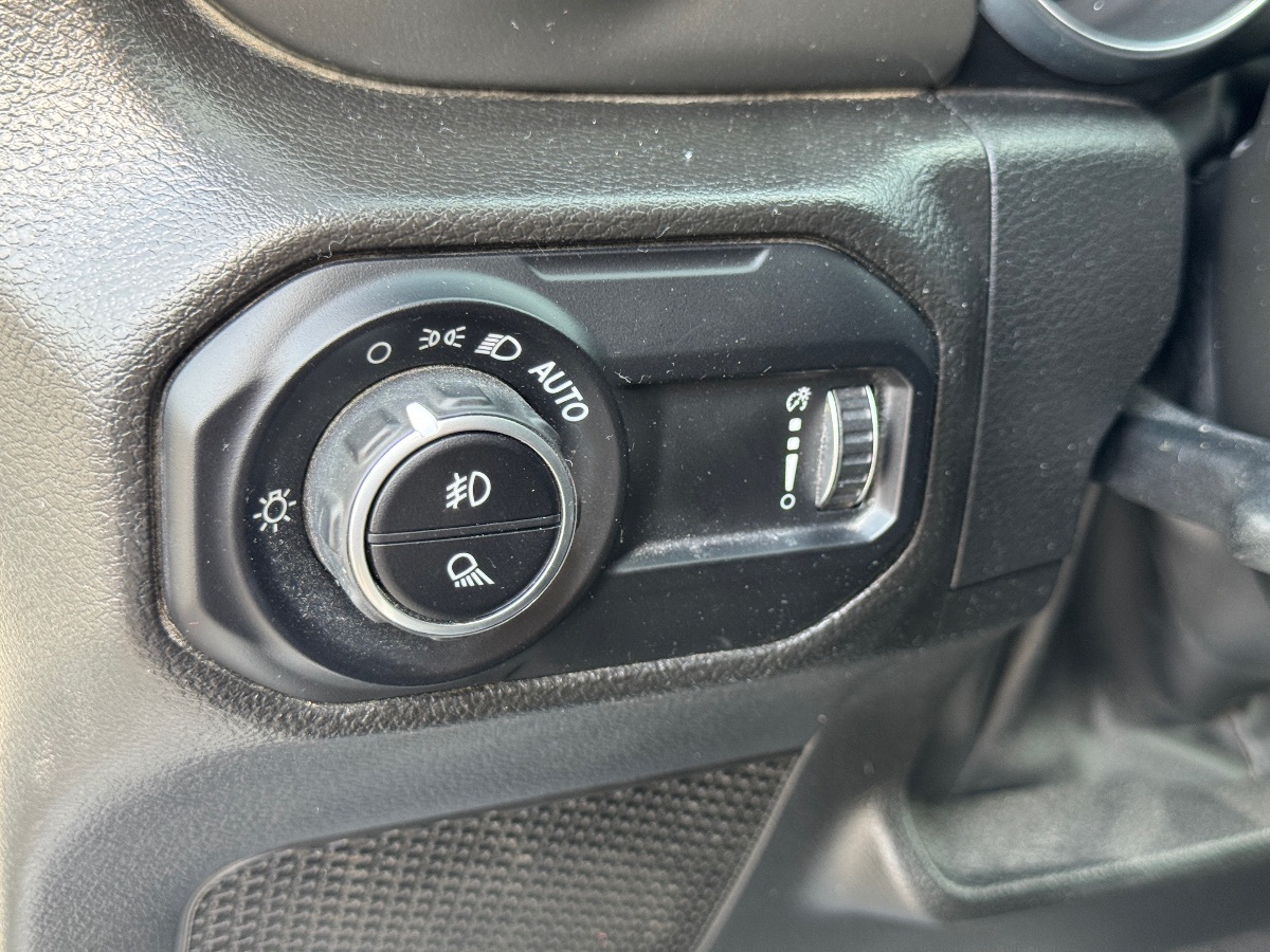2023 Jeep Gladiator Overland photo 29