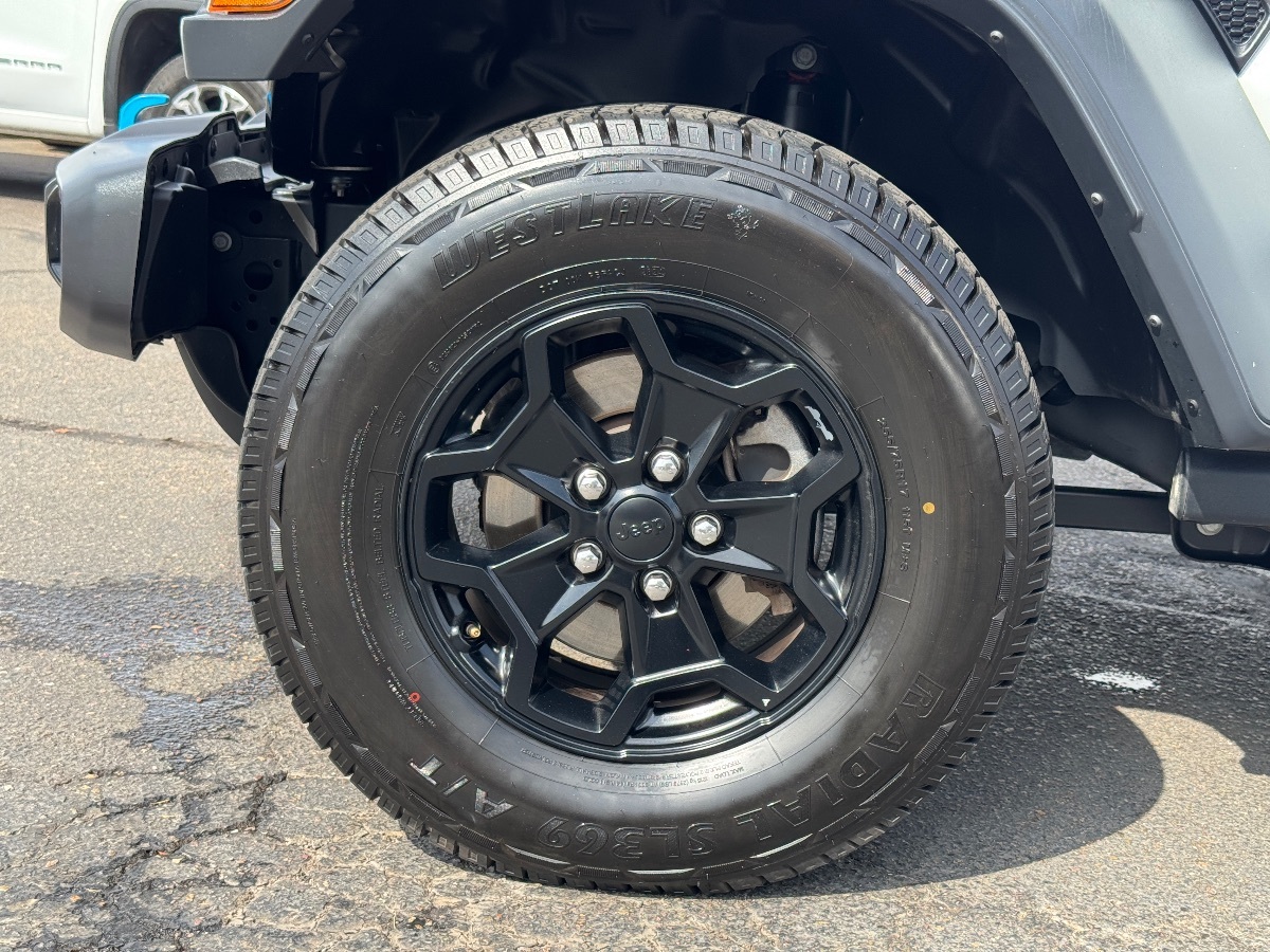 2023 Jeep Wrangler 4xe Willys photo 8