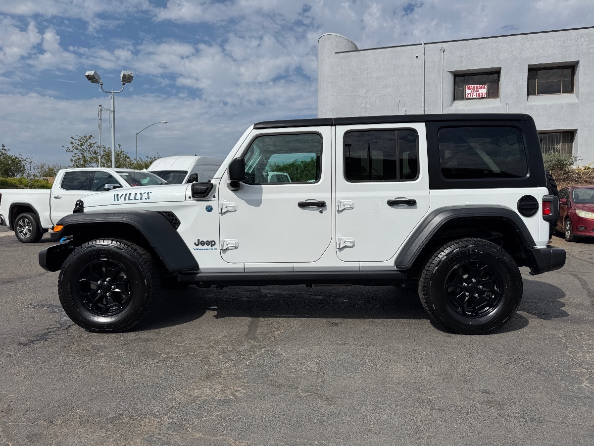 2023 Jeep Wrangler 4xe Willys photo 9
