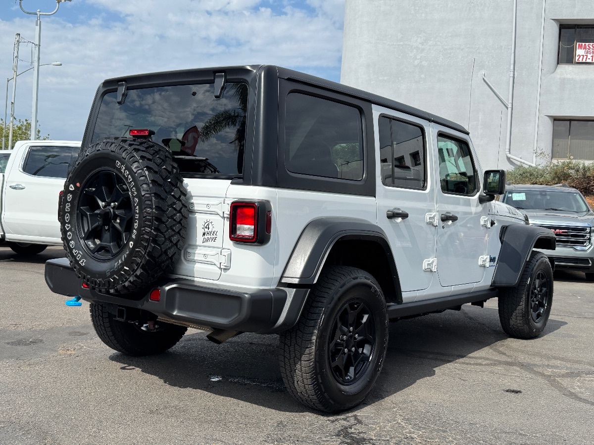 2023 Jeep Wrangler 4xe Willys photo 12