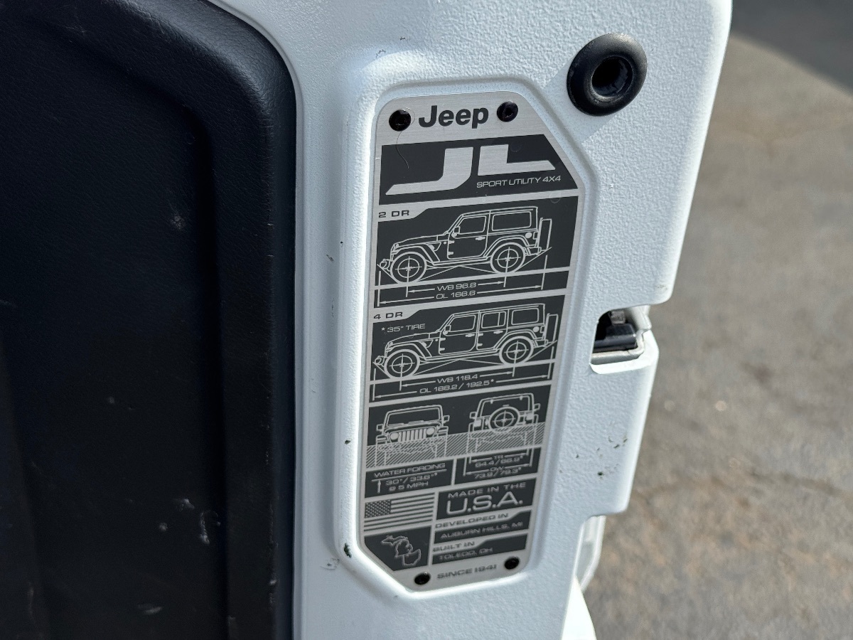 2023 Jeep Wrangler 4xe Willys photo 14