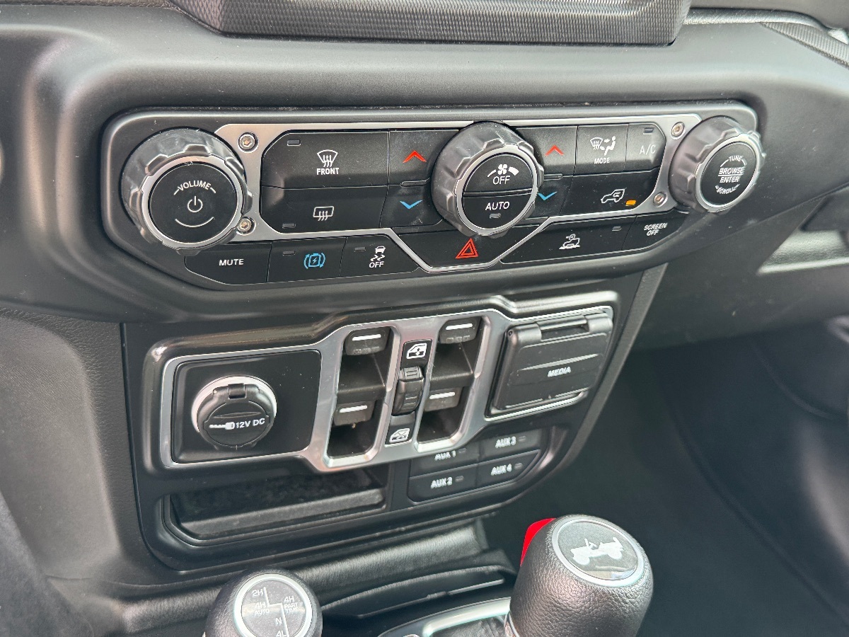2023 Jeep Wrangler 4xe Willys photo 31