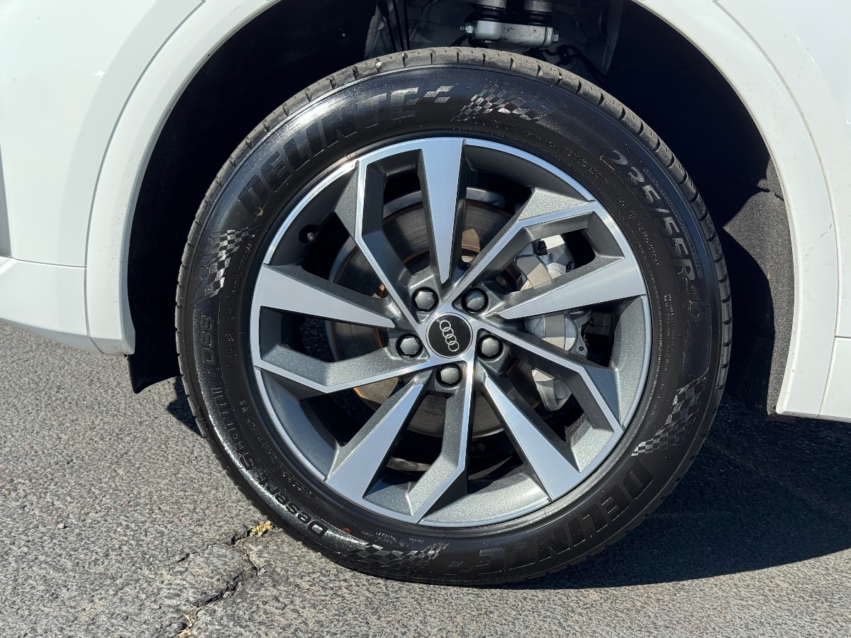 2023 Audi Q5 S line Premium Plus photo 5