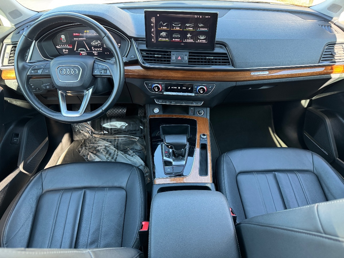2023 Audi Q5 S line Premium Plus photo 18