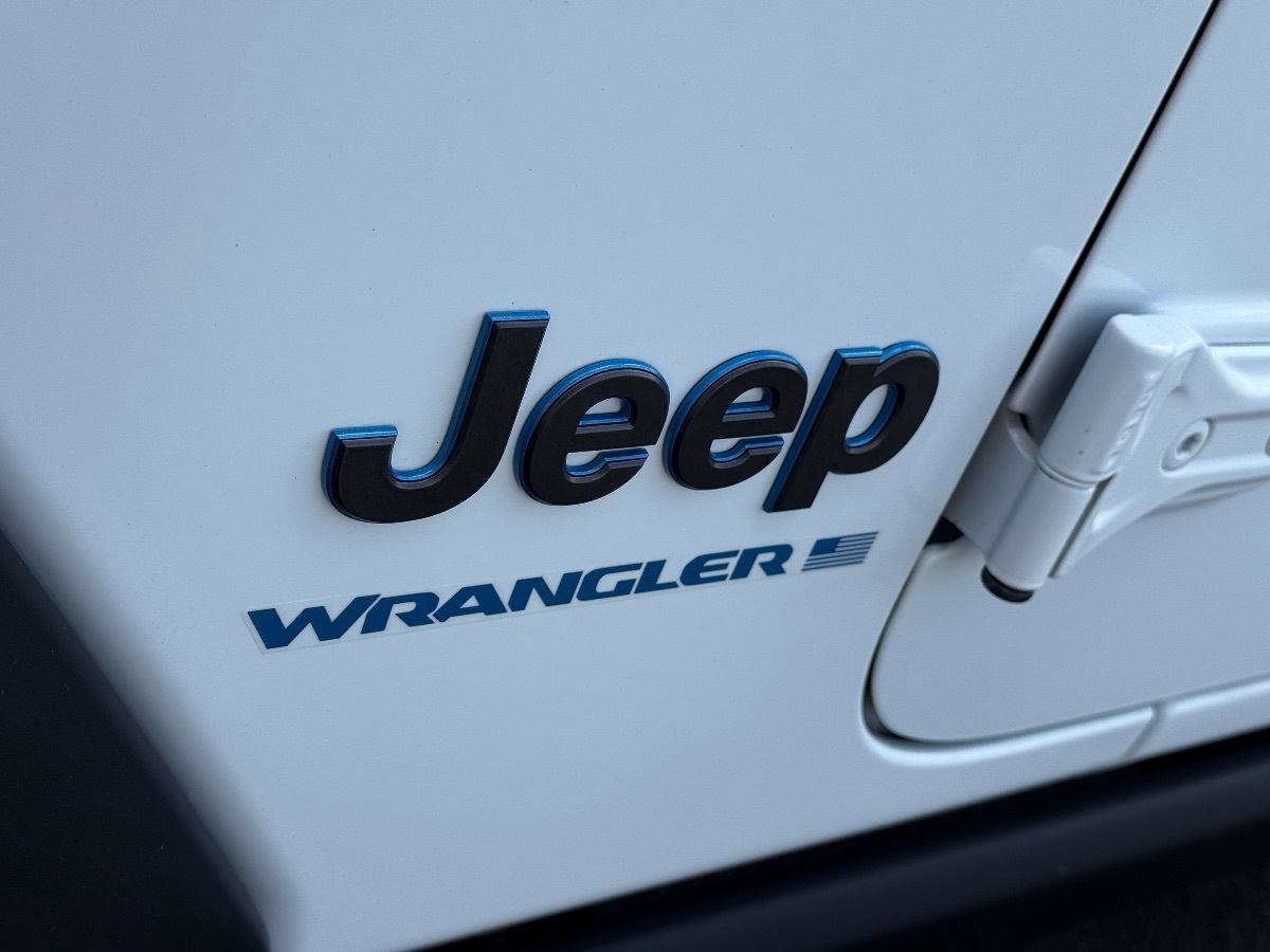 2023 Jeep Wrangler 4xe Willys photo 5