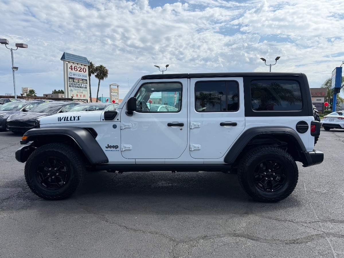2023 Jeep Wrangler 4xe Willys photo 10