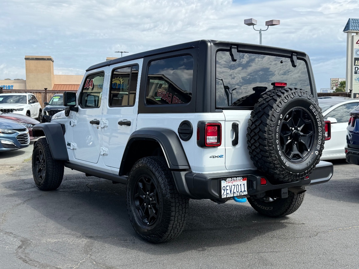 2023 Jeep Wrangler 4xe Willys photo 11