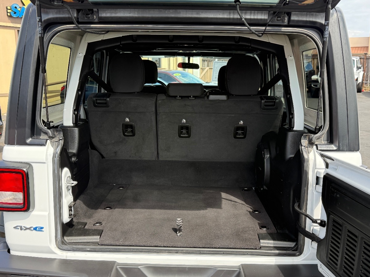 2023 Jeep Wrangler 4xe Willys photo 14