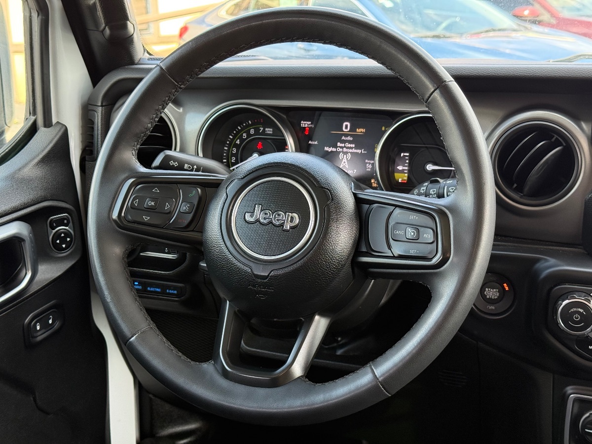 2023 Jeep Wrangler 4xe Willys photo 24