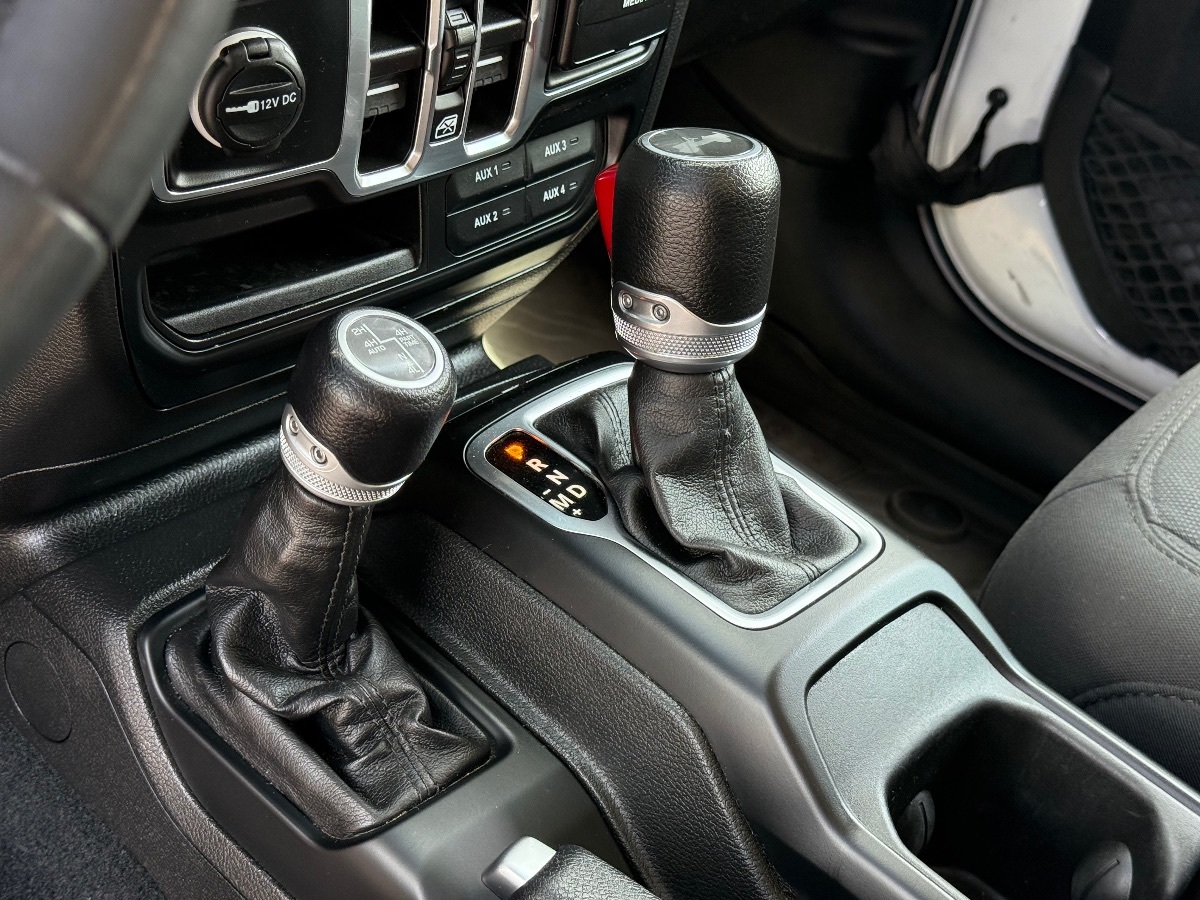 2023 Jeep Wrangler 4xe Willys photo 26