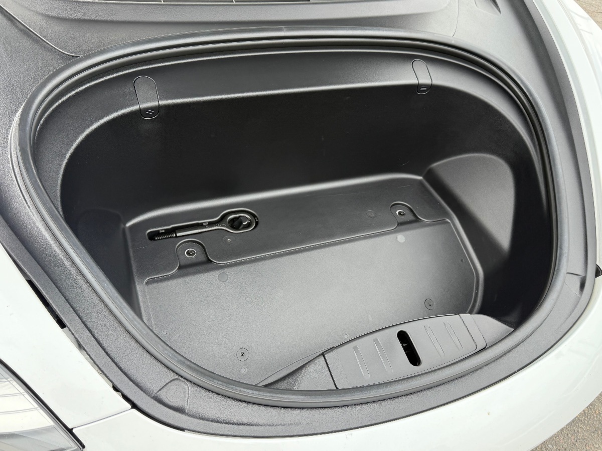 2019 Tesla Model 3 Standard Range Plus photo 13