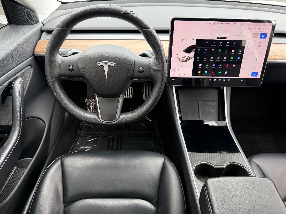 2019 Tesla Model 3 Standard Range Plus photo 22
