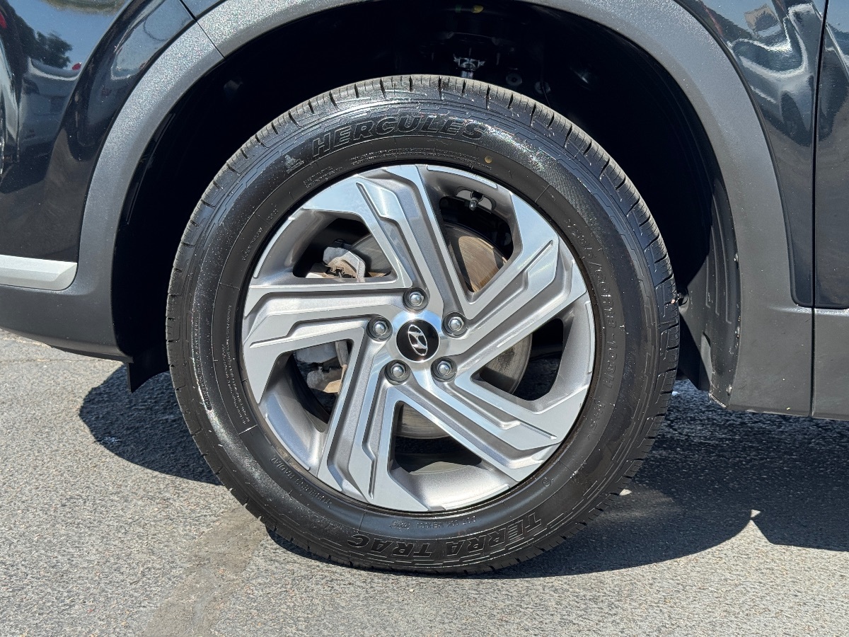 2023 Hyundai Santa Fe SEL photo 3