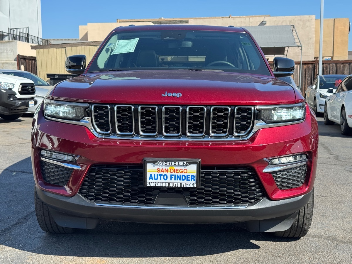 2023 Jeep Cherokee 4xe photo 5